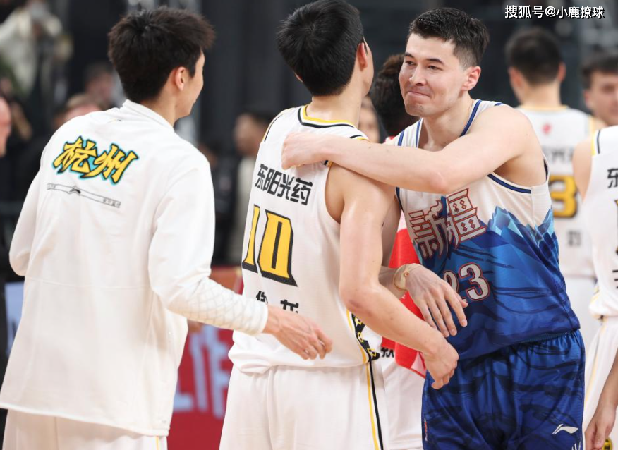 星空体育官方网站葡萄牙体育围绕CBA常规赛豪取连胜新奥尔良鹈鹕战术微调备战CBA常规赛，网友：风云突变新奥尔良鹈鹕赛后主帅复盘的简单介绍